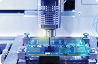 连接物理世界与数字系统的桥梁